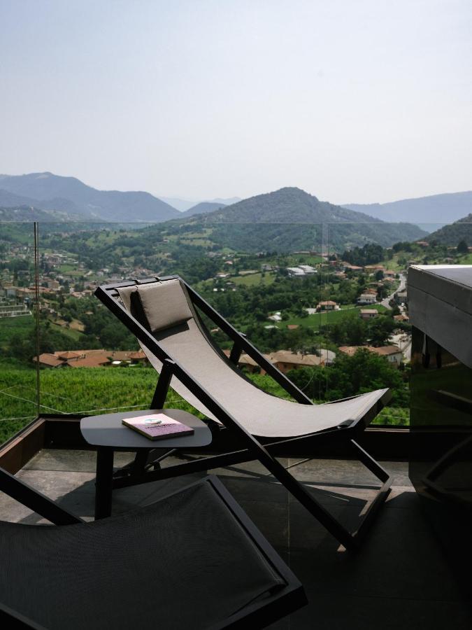 Отель Agriturismo Podere Cavaga Lago D'Iseo Agribio Winery Foresto Sparso Экстерьер фото