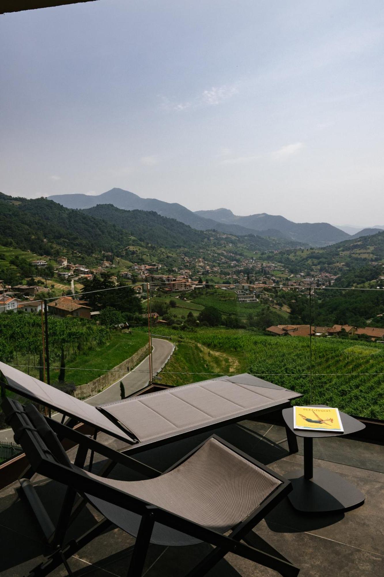 Отель Agriturismo Podere Cavaga Lago D'Iseo Agribio Winery Foresto Sparso Экстерьер фото